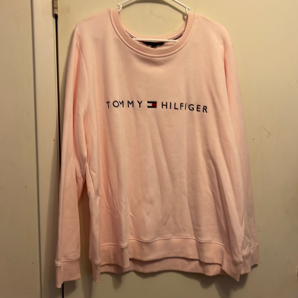 Ladies Tommy Hilfiger crew sweatshirt